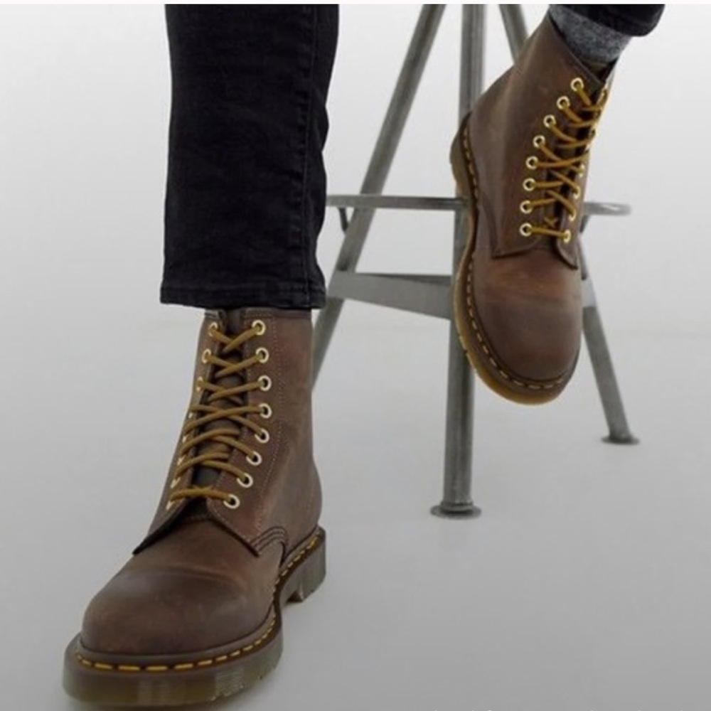 Vintage Dr. Martens Brown Leather Boots Size 39